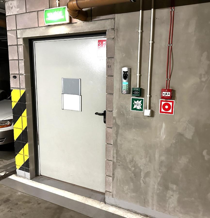 Apartament Wlodarzewska Warszawa Zewnętrze zdjęcie